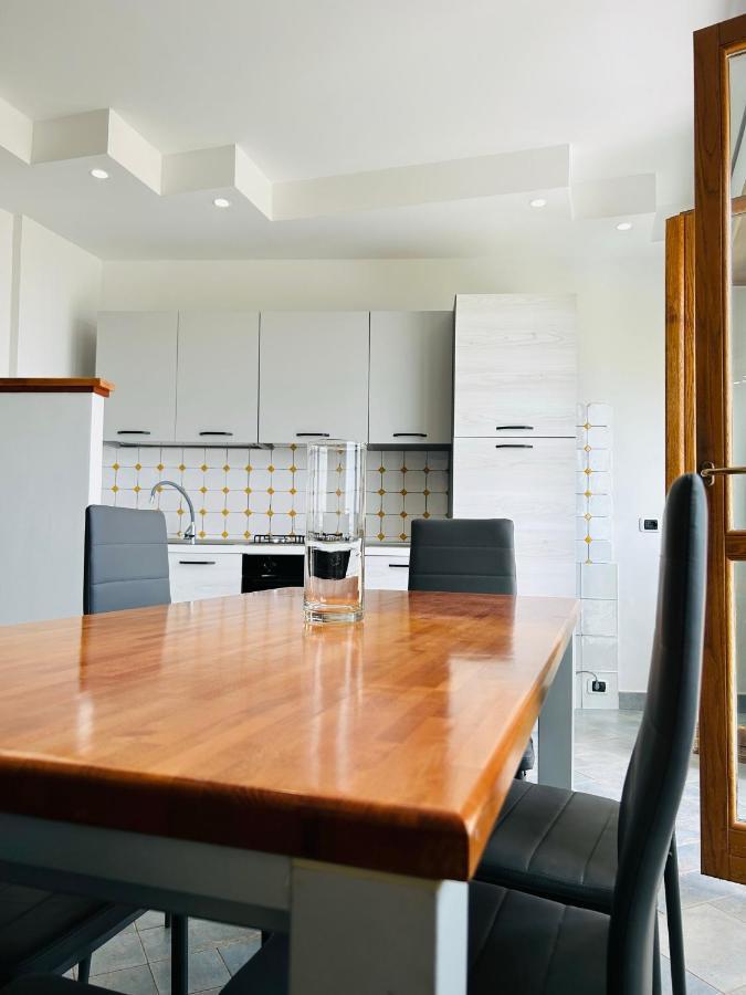 Newhouse Victoria - Sea View Apartment 네뚜노 외부 사진